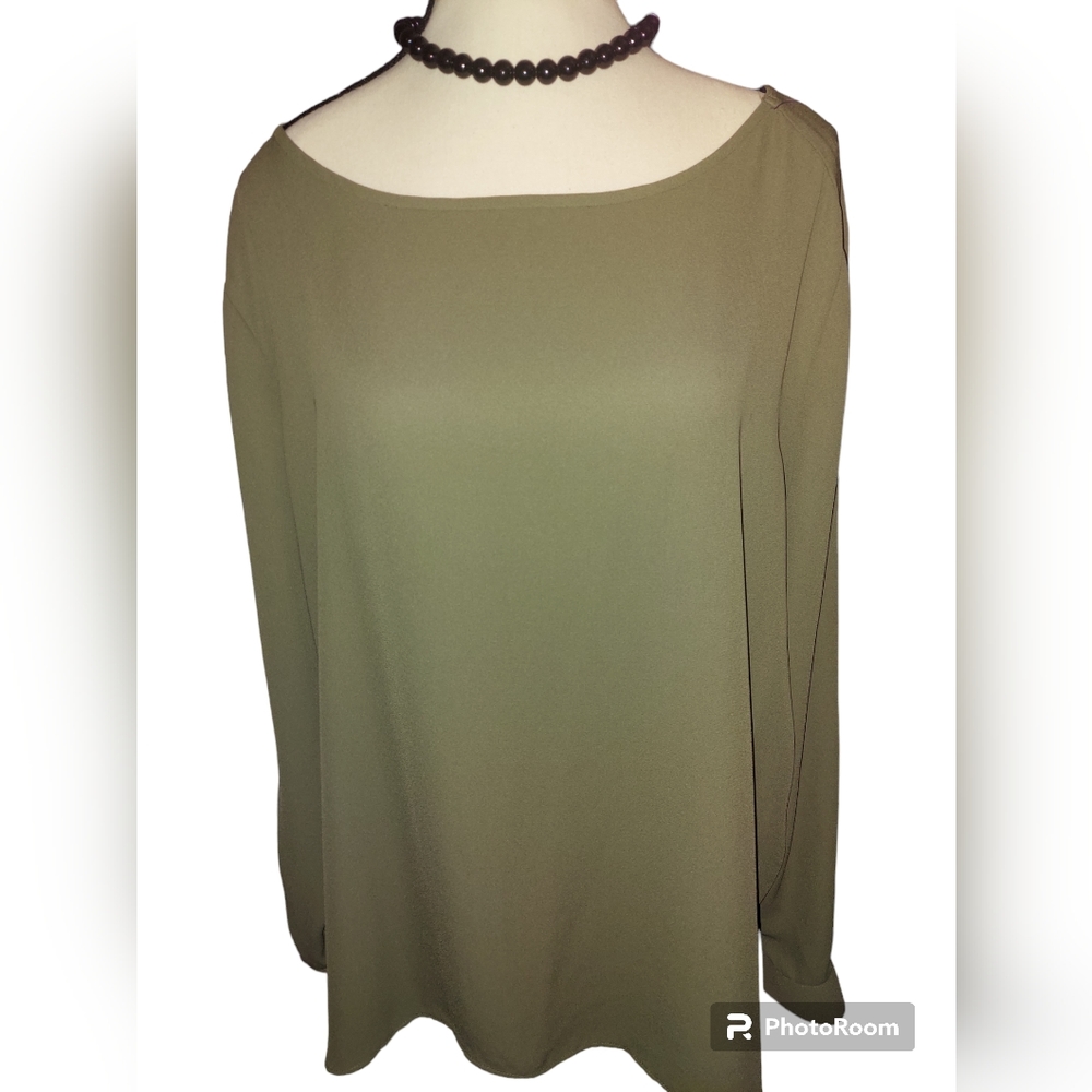NWOT - Loft Blouse